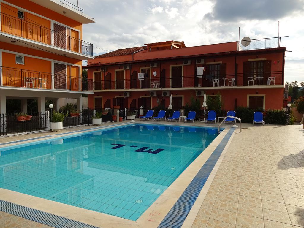 Marilena Apartments & Studios Ипсос Екстериор снимка