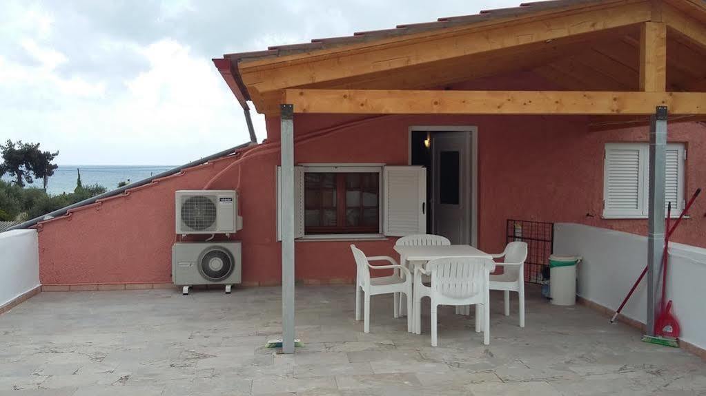 Marilena Apartments & Studios Ипсос Екстериор снимка