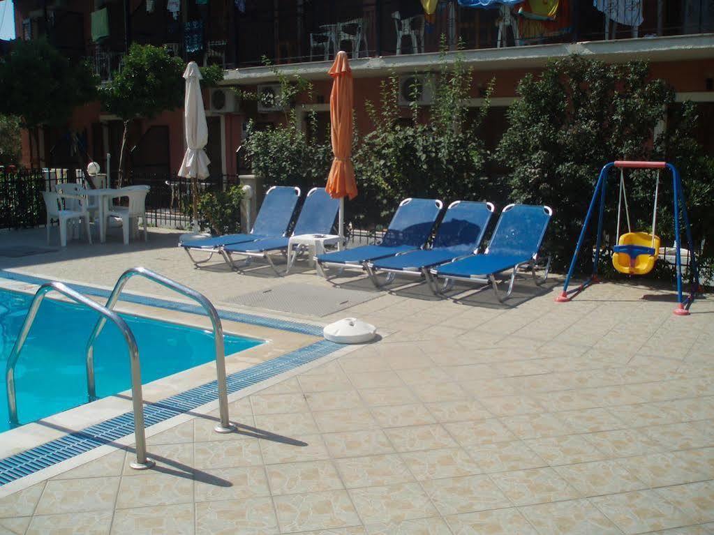 Marilena Apartments & Studios Ипсос Екстериор снимка